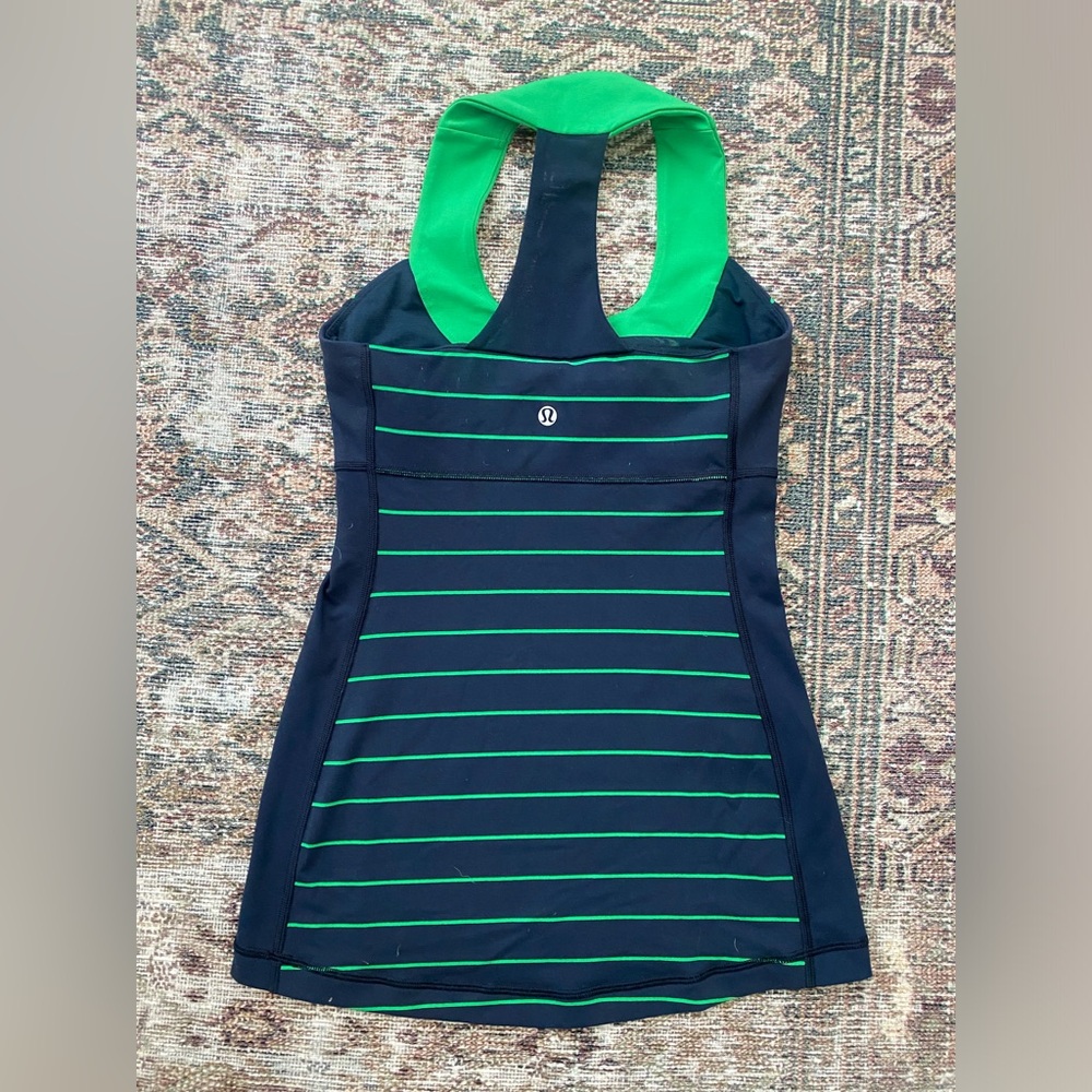 Lululemon Scoop Neck Tank - Picture 2 of 3